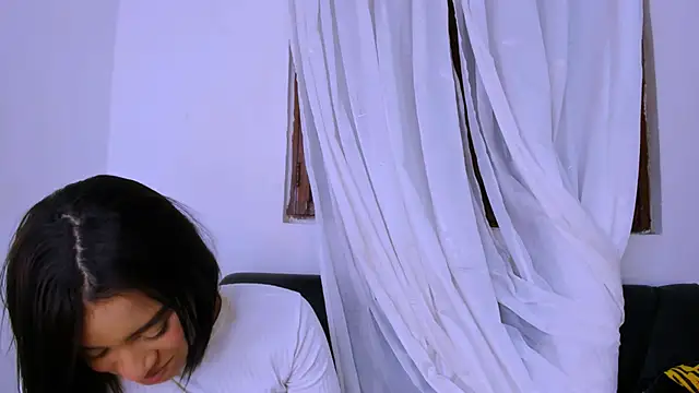 Fernanda brown18 online show from 8, 9, 2025