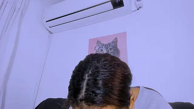 Fernanda brown18 online show from 25, 9, 2025