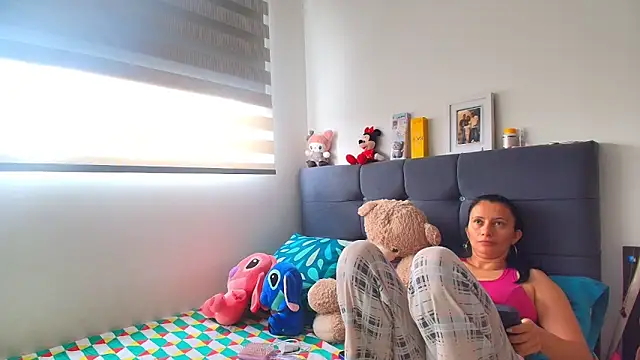 gracekelly12 online show from 6, 10, 2025