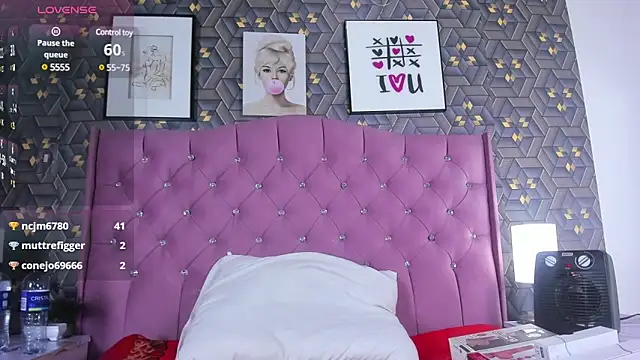 Snapshot of Samantha_Collen chatting on 11, 3, 2025 Samantha Collen online show from 11, 3, 2025