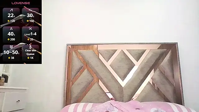 CorinaSmith28 online show from 16, 3, 2026