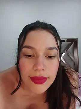 CorinaSmith28 online show from 4, 7, 2026