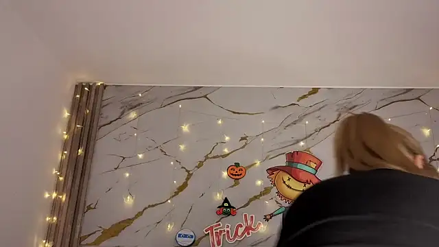 agatha 97  online show from 26, 10, 2025