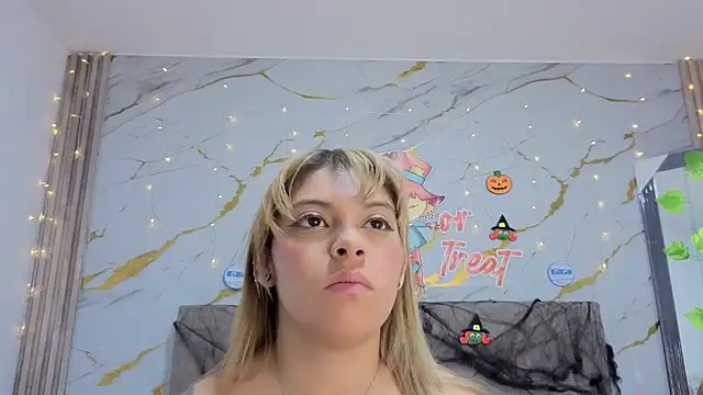 agatha 97  online show from 25, 10, 2025