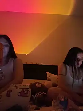 daniniescobarr online show from 19, 3, 2026