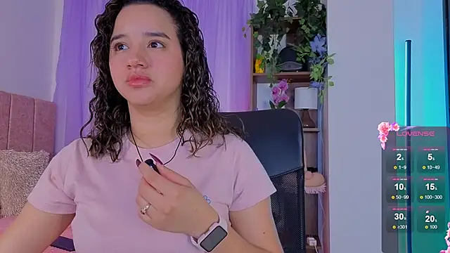 emilyrouxe online show from 17, 12, 2025