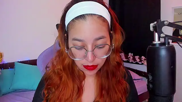  Moon Johnson online show from 8, 11, 2025