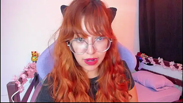  Moon Johnson online show from 3, 11, 2025