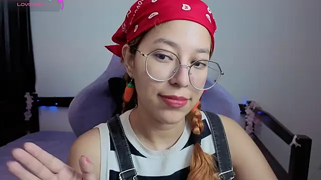  Moon Johnson online show from 18, 5, 2026