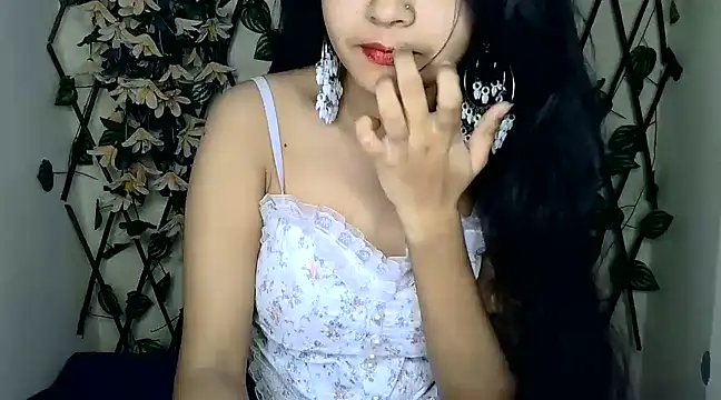 SUZY FROMUS online show from 18, 2, 2025