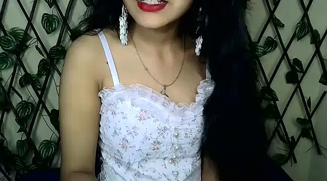 SUZY FROMUS online show from 11, 3, 2025