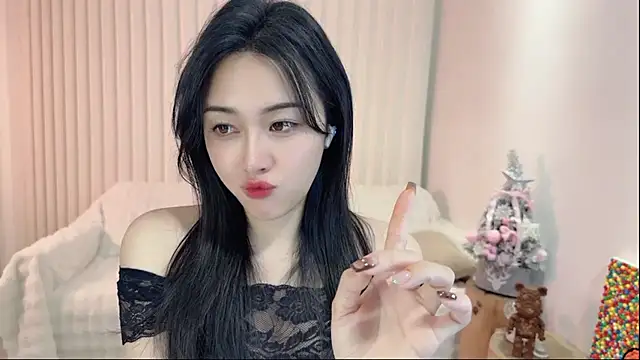 K-moumou online show from 10, 3, 2025