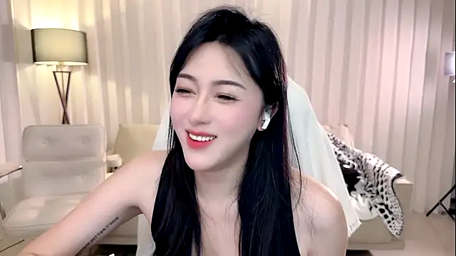 K-moumou online show from 26, 9, 2025