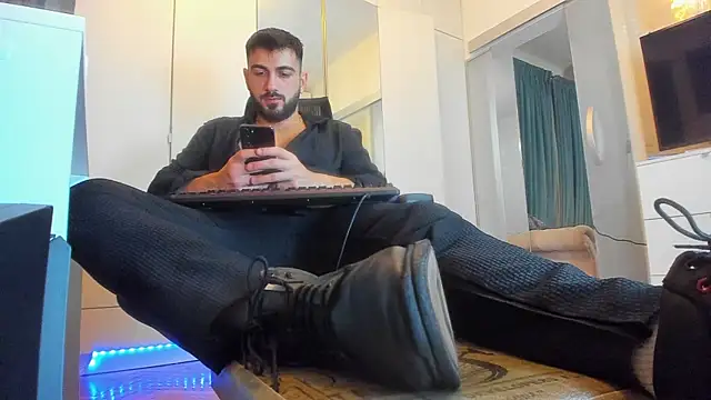 welcometo hell online show from 18, 10, 2025