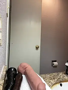 Backshort11 online show from 2, 3, 2025