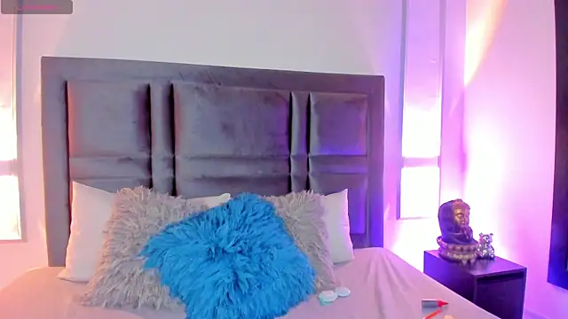 EmmaBecket2 online show from 26, 2, 2025