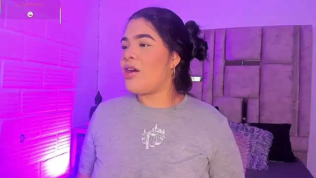 EmmaBecket2 online show from 11, 1, 2026