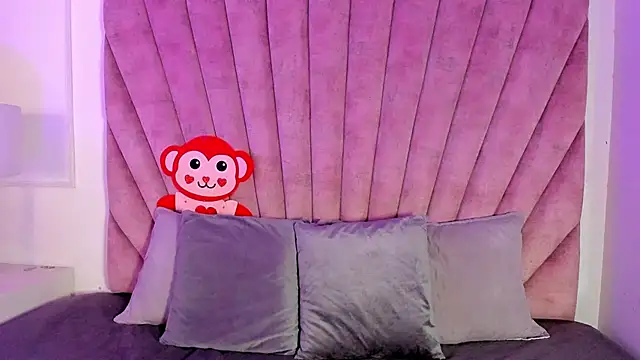 EmmaBecket2 online show from 13, 2, 2026