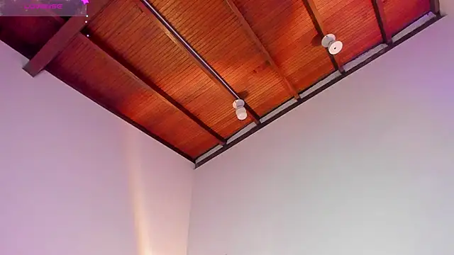 EmmaBecket2 online show from 8, 3, 2025