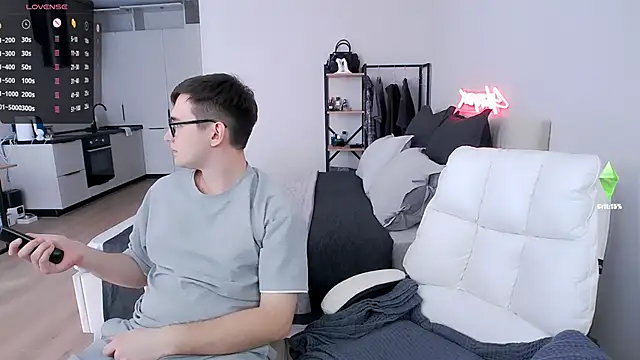 Tanya M online show from 8, 4, 2026