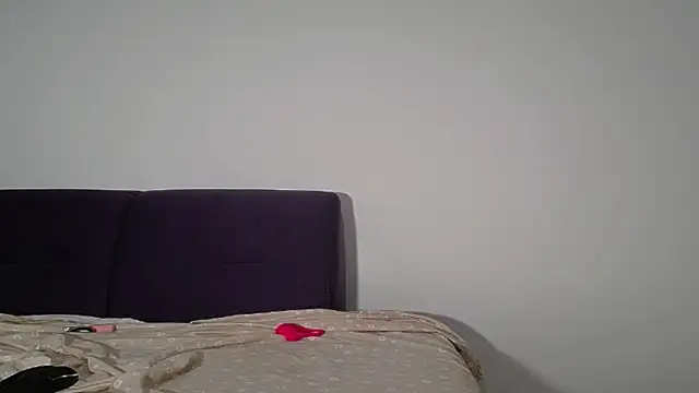 Julianna68 online show from 17, 9, 2025