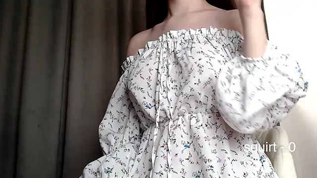 ElliaSquirtGirl online show from 15, 3, 2025