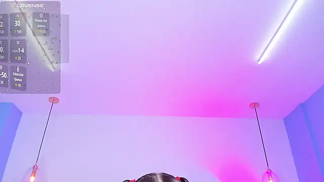 AbyCooper online show from 10, 9, 2025