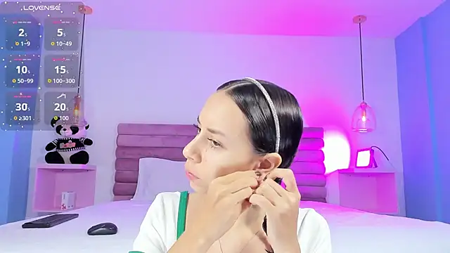 AbyCooper online show from 12, 11, 2025