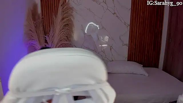 sara gwen online show from 5, 3, 2026