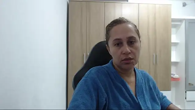 RoxanaLove9 online show from 4, 5, 2026