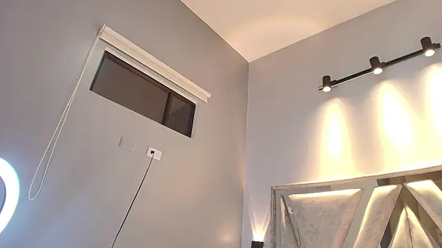 Annie9  online show from 11, 9, 2025