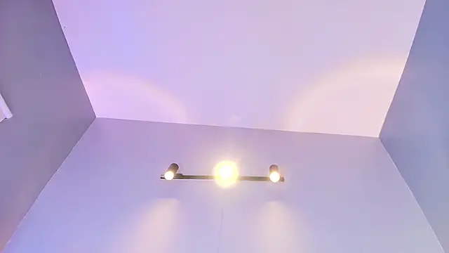 Annie9  online show from 28, 11, 2025