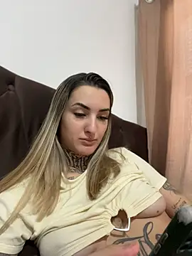 hotskinny1 online show from 12, 5, 2026