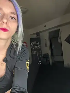 Prettypixie113 online show from 12, 5, 2026