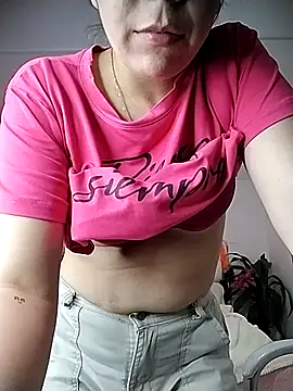 Lucianaferro  online show from 30, 10, 2025