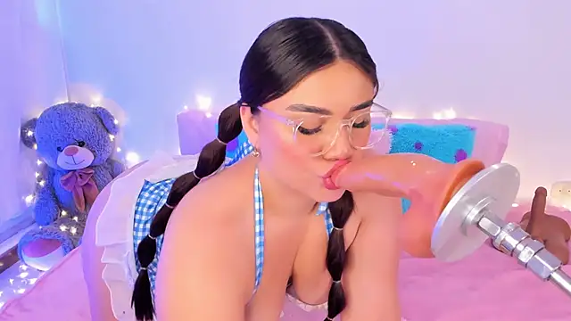 Snapshot of Isa_belaa chatting on 1, 3, 2025 Isa belaa online show from 1, 3, 2025