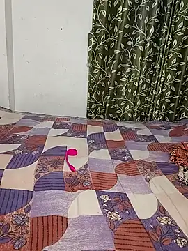 Hottyalia online show from 28, 9, 2025