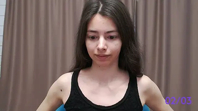 Snapshot of sweet_sweet_angel chatting on 2, 3, 2025 sweet sweet angel online show from 2, 3, 2025