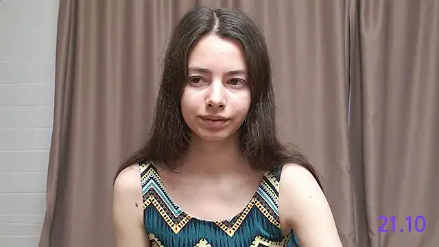 Snapshot of sweet_sweet_angel chatting on 21, 10, 2025 sweet sweet angel online show from 21, 10, 2025