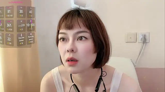 Linda-LL online show from 8, 11, 2025