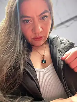 Iam  Cristal online show from 11, 3, 2025