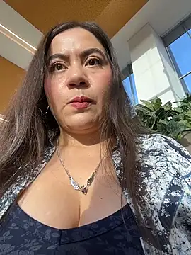 Snapshot of Iam__Cristal chatting on 25, 6, 2026 Iam Cristal online show from 25, 6, 2026