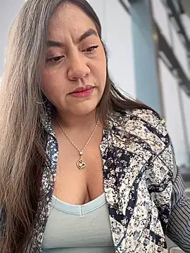 Iam  Cristal online show from 23, 9, 2025