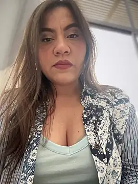 Iam  Cristal online show from 5, 11, 2025