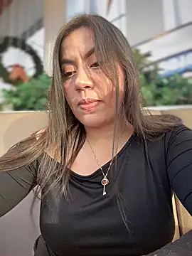 Iam  Cristal online show from 8, 1, 2026