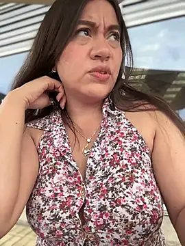 Iam  Cristal online show from 11, 1, 2026