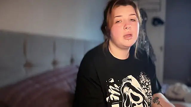 Curvy Rosie99 online show from 16, 4, 2026