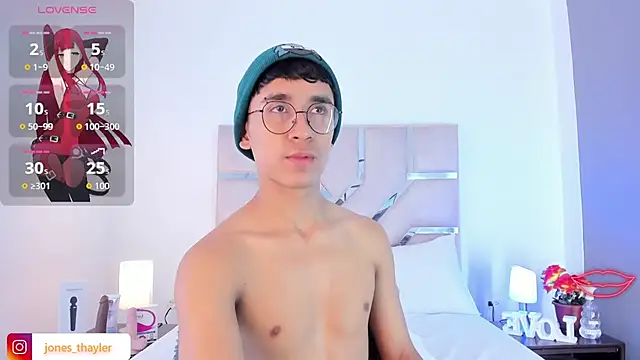 Thayler jones online show from 11, 1, 2026