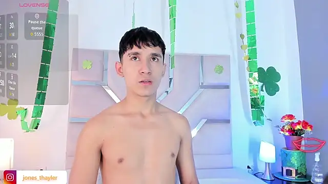 Thayler jones online show from 25, 3, 2026