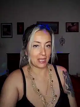 DesireSatler online show from 9, 11, 2025